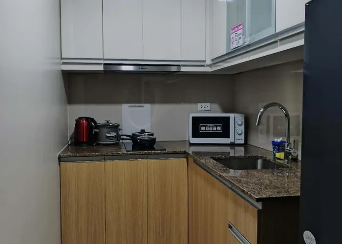 Pet Friendly Gentry Manor Moa&naia Okada Complex 8t Manila